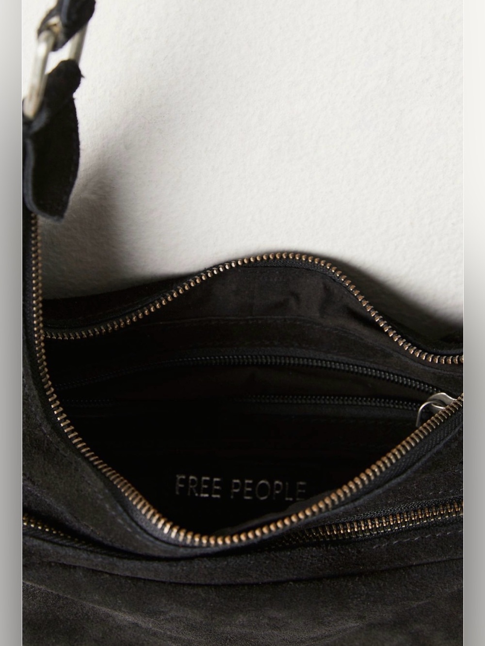 NWT Free People ‘Siren’ Suede Shoulder Bag - Picture 4 of 7